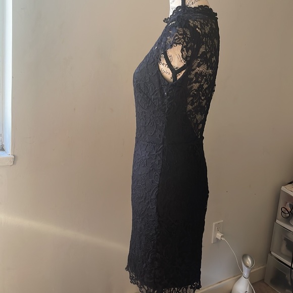 Bebe black sexy lace dress XS only worn it twice - Picture 3 of 3